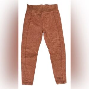 Aerie Offline Womens Seamless High Waisted Cropped Leggings Peach